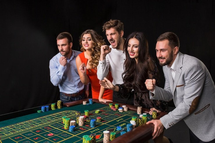 Detail roda Monopoly Live dengan segmen pengganda di studio mawartogel